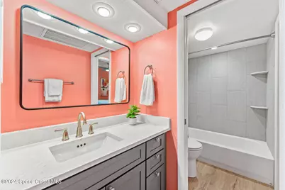 1209 E New Haven Avenue #301, Melbourne, FL 32901 - Photo 20