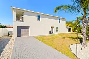 200 Circle Ave, Melbourne, FL 32935 - Photo 1