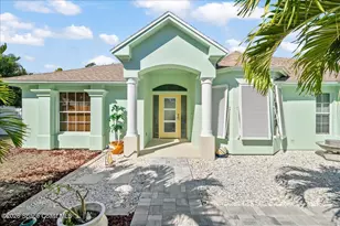 218 2nd Ave, Indialantic, FL 32903 - Photo 2