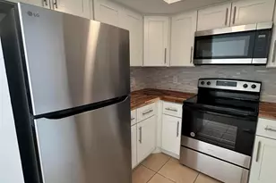 837 Hickory St, Melbourne, FL 32901 - Photo 8