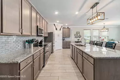 553 Cooper Court SW, Palm Bay, FL 32908 - Photo 8