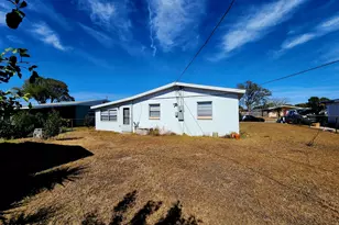 2455 Pepper Ave, Melbourne, FL 32935 - Photo 2