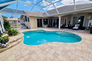 336 Southampton Dr, Indialantic, FL 32903 - Photo 2