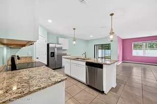 1686 Mineral Loop Dr NW, Palm Bay, FL 32907 - Photo 6