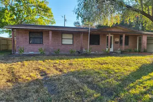 2441 Lorna Dr, Melbourne, FL 32935 - Photo 2