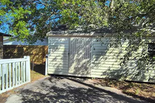 2441 Lorna Dr, Melbourne, FL 32935 - Photo 20