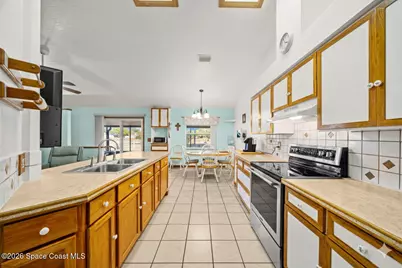 751 Glencove Avenue NW, Palm Bay, FL 32907 - Photo 10