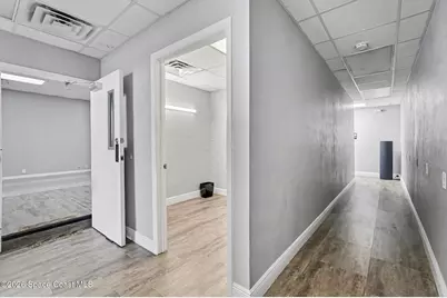 811 E Hibiscus Boulevard, Melbourne, FL 32901 - Photo 14