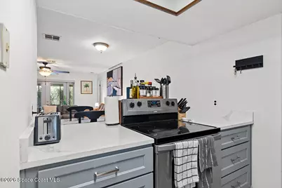 2539 Fulton Court W, Melbourne, FL 32935 - Photo 18