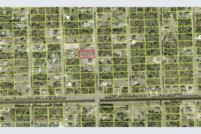 811 Richmond Avenue N, Lehigh Acres, FL 33972 - Photo 2