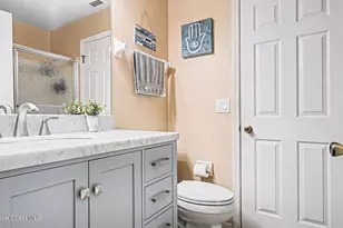 1010 Luminary Cir, Melbourne, FL 32901 - Photo 8