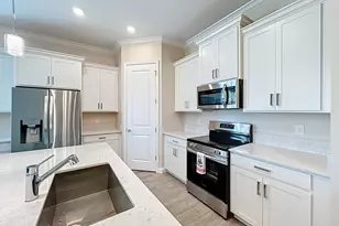 821 Antibes Ct NW, Palm Bay, FL 32907 - Photo 6