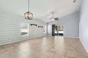 2712 Snapdragon Dr NW, Palm Bay, FL 32907 - Photo 2