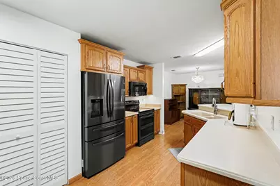 457 Wildwood Avenue SW, Palm Bay, FL 32908 - Photo 10