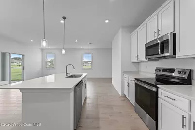 926 Castleford Avenue NE, Palm Bay, FL 32905 - Photo 16