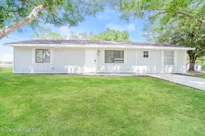 811 Airport Avenue SE, Palm Bay, FL 32909 - Photo 1
