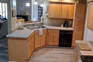 594 Pine Forest Ct, Melbourne, FL 32940 - Photo 4