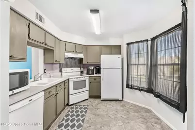 4920 Lake Waterford Way #209-2, Melbourne, FL 32901 - Photo 16