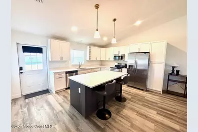 965 N Singleton Avenue, Titusville, FL 32796 - Photo 4