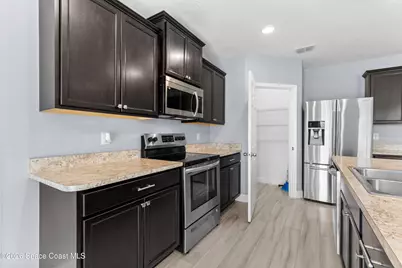 402 Moray Drive SW, Palm Bay, FL 32908 - Photo 14