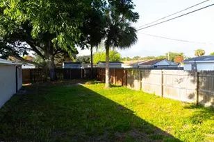 1165 King St, Merritt Island, FL 32953 - Photo 2