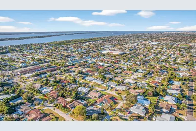 560 Glenwood Avenue, Satellite Beach, FL 32937 - Photo 32