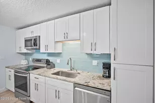 299 E Central Blvd, Cape Canaveral, FL 32920 - Photo 12