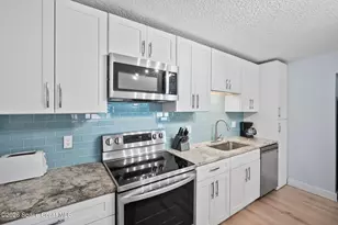 299 E Central Blvd, Cape Canaveral, FL 32920 - Photo 10