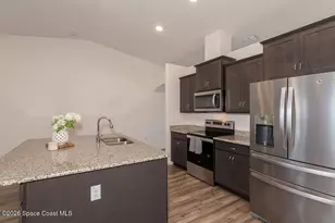 548 Burlington Ave NE, Palm Bay, FL 32907 - Photo 10