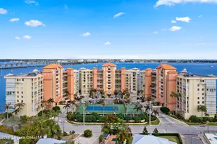 102 Riverside Dr, Cocoa, FL 32922 - Photo 1