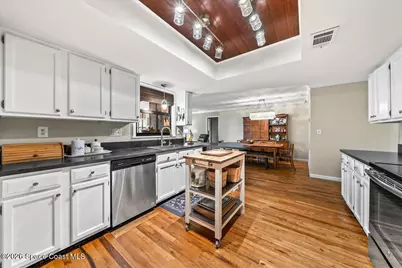 938 Dorchester Road NW, Palm Bay, FL 32907 - Photo 8