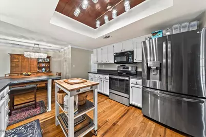 938 Dorchester Road NW, Palm Bay, FL 32907 - Photo 10