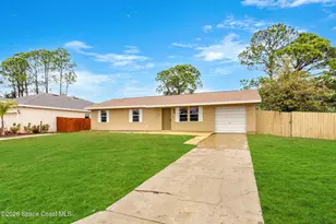 215 Hagerstown St SW, Palm Bay, FL 32908 - Photo 2