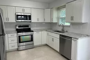 971 Gulfport Rd SE, Palm Bay, FL 32909 - Photo 2