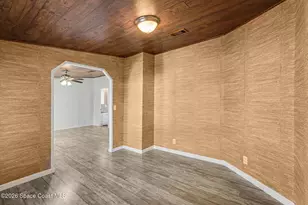 926 Laurel Cir, Barefoot Bay, FL 32976 - Photo 18