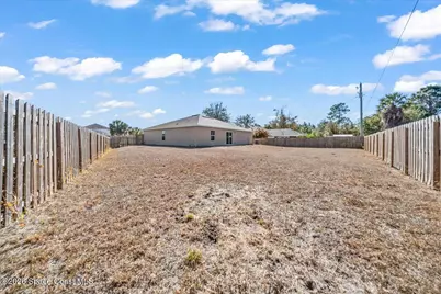 359 Hanford Road SW, Palm Bay, FL 32908 - Photo 30