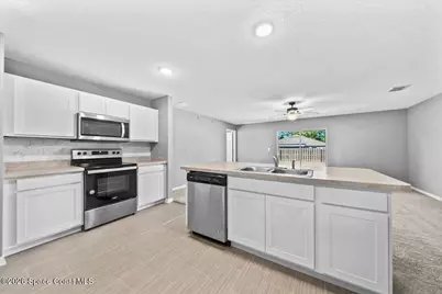 359 Hanford Road SW, Palm Bay, FL 32908 - Photo 8