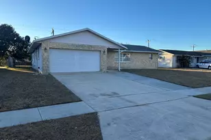 604 Tupelo Dr, Melbourne, FL 32935 - Photo 1