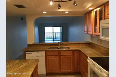 8500 Ridgewood Avenue #304, Cape Canaveral, FL 32920 - Photo 14