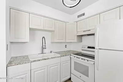 411 Madison Avenue #N202, Cape Canaveral, FL 32920 - Photo 12