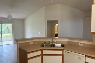 1776 Vista Lake Cir, Melbourne, FL 32904 - Photo 4