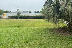 1776 Vista Lake Cir, Melbourne, FL 32904 - Photo 18