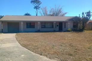 741 Banyan Dr, Melbourne, FL 32935 - Photo 14