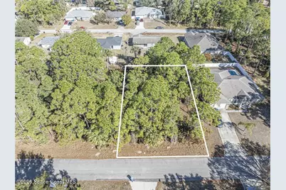 179 Bali Street SE, Palm Bay, FL 32909 - Photo 2