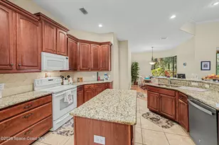 537 Acacia Ave, Melbourne, FL 32904 - Photo 10