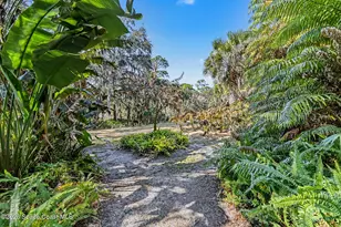 537 Acacia Ave, Melbourne, FL 32904 - Photo 22