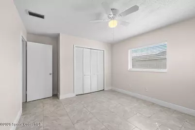 722 Granada Street, Fort Pierce, FL 34949 - Photo 10