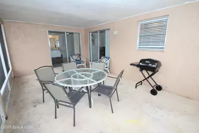 1040 Hosbine Street SE, Palm Bay, FL 32909 - Photo 16