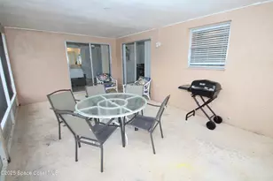 1040 Hosbine St SE, Palm Bay, FL 32909 - Photo 16