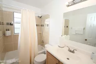 1040 Hosbine St SE, Palm Bay, FL 32909 - Photo 14